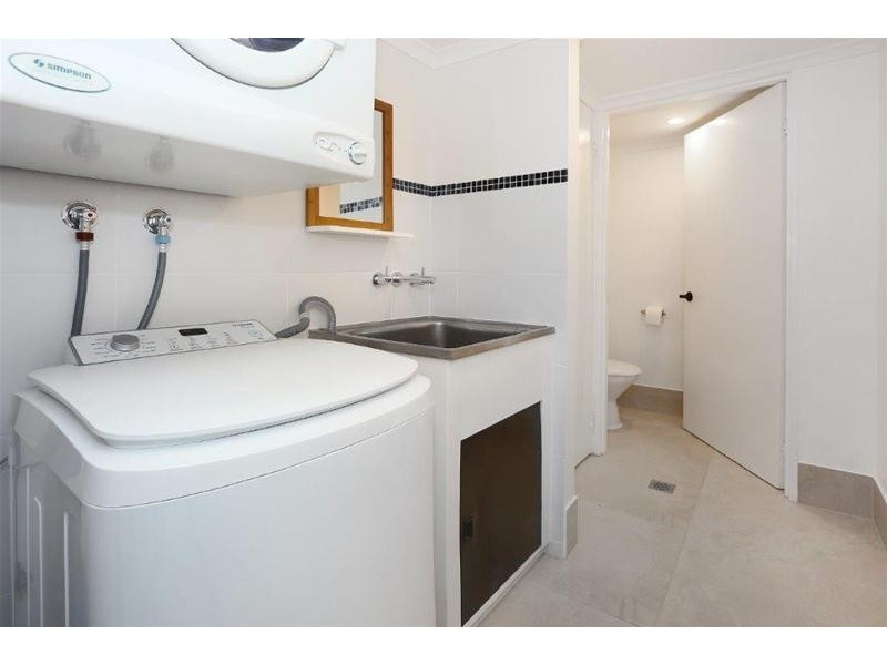 707 ‘Centrepoint’ 67 Ferny Avenue, Surfers Paradise QLD 4217