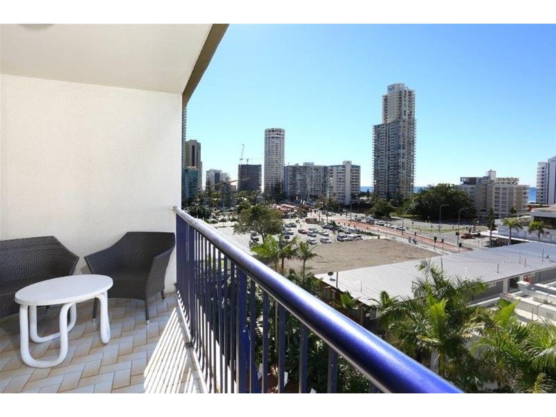 707 ‘Centrepoint’ 67 Ferny Avenue, Surfers Paradise QLD 4217