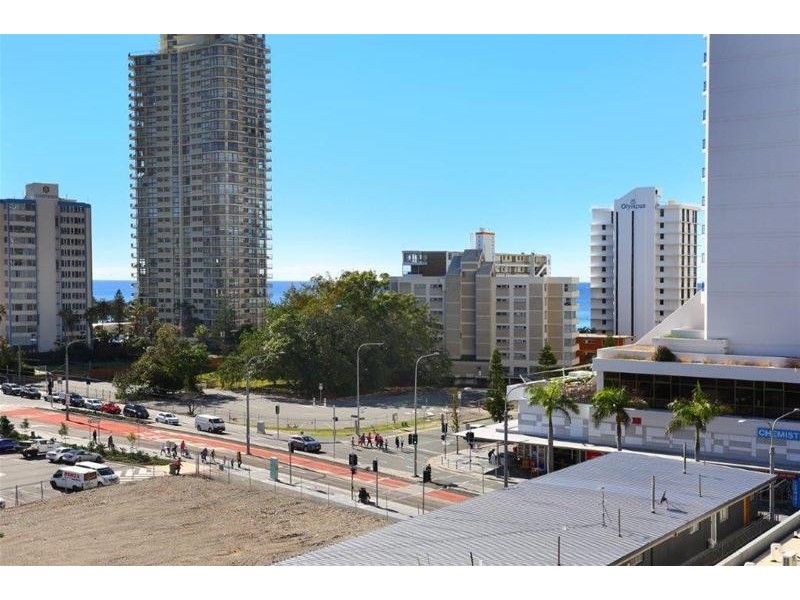 707 ‘Centrepoint’ 67 Ferny Avenue, Surfers Paradise QLD 4217