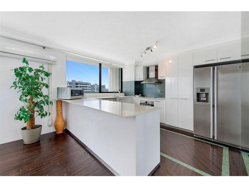 8D/30 Laycock Street, Surfers Paradise QLD 4217