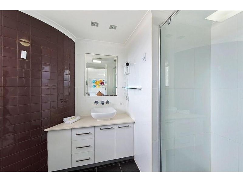 8D/30 Laycock Street, Surfers Paradise QLD 4217