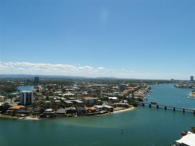 9 Ferny Avenue, ‘Circle on Cavill’, Surfers Paradise QLD 4217