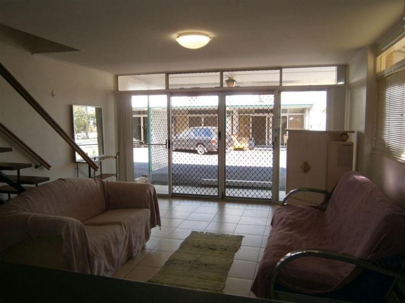 1/19 Watson Esplanade, Surfers Paradise QLD 4217