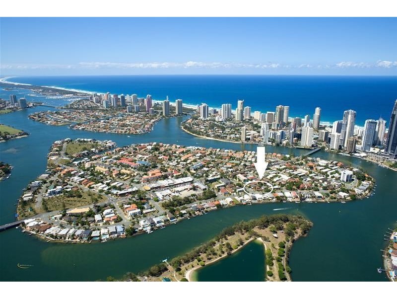 258 Stanhill Drive & 1, 3 & 5 Parnoo Street, Chevron Island QLD 4217