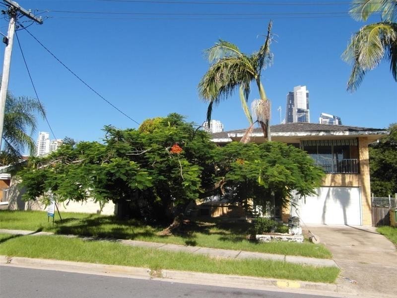 258 Stanhill Drive & 1, 3 & 5 Parnoo Street, Chevron Island QLD 4217