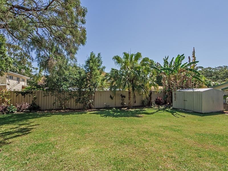 3 Grevillia Avenue, Southport QLD 4215