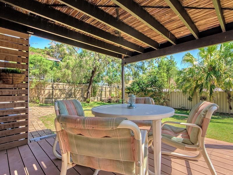 3 Grevillia Avenue, Southport QLD 4215