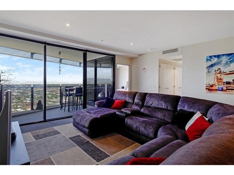 1237/9 Ferny Avenue, Surfers Paradise QLD 4217