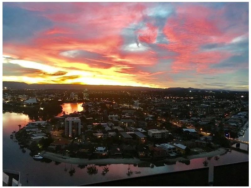 1237/9 Ferny Avenue, Surfers Paradise QLD 4217