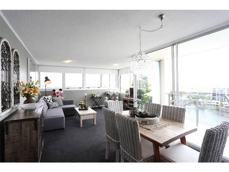 121/40 Watson Esplanade, Surfers Paradise QLD 4217