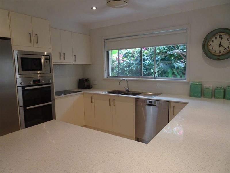 16 Illawong Street, Surfers Paradise QLD 4217