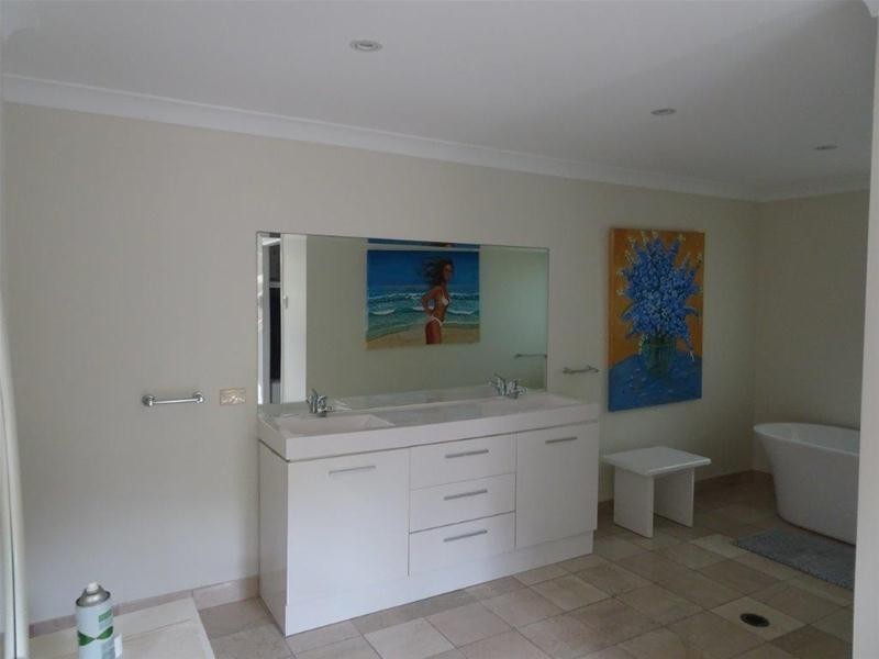 16 Illawong Street, Surfers Paradise QLD 4217