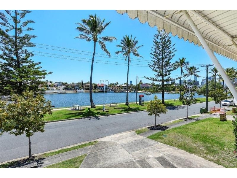 5/5 Watson Esplanade, Surfers Paradise QLD 4217
