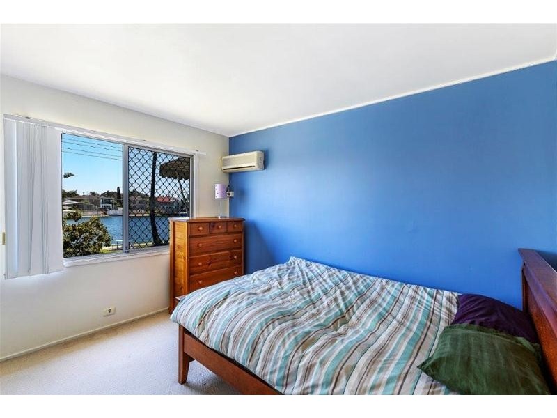 5/5 Watson Esplanade, Surfers Paradise QLD 4217