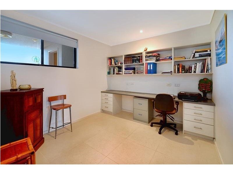 502/6  Tarcoola Crescent ‘Riva on Chevron’, Chevron Island QLD 4217