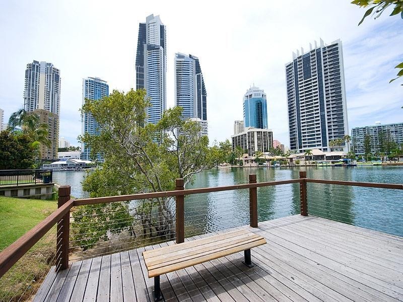 502/6  Tarcoola Crescent ‘Riva on Chevron’, Chevron Island QLD 4217