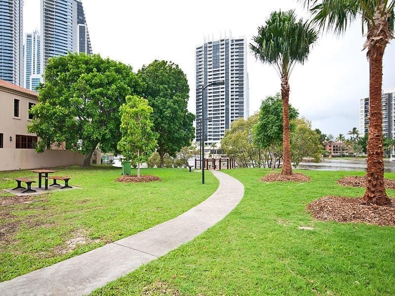 502/6  Tarcoola Crescent ‘Riva on Chevron’, Chevron Island QLD 4217