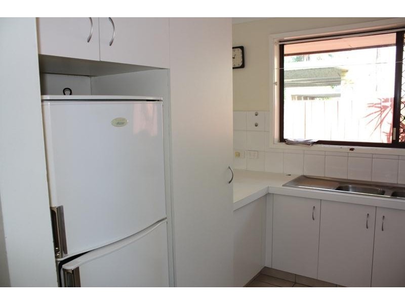 1/19 Thomas Drive, Chevron Island QLD 4217