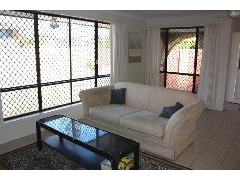 1/19 Thomas Drive, Chevron Island QLD 4217