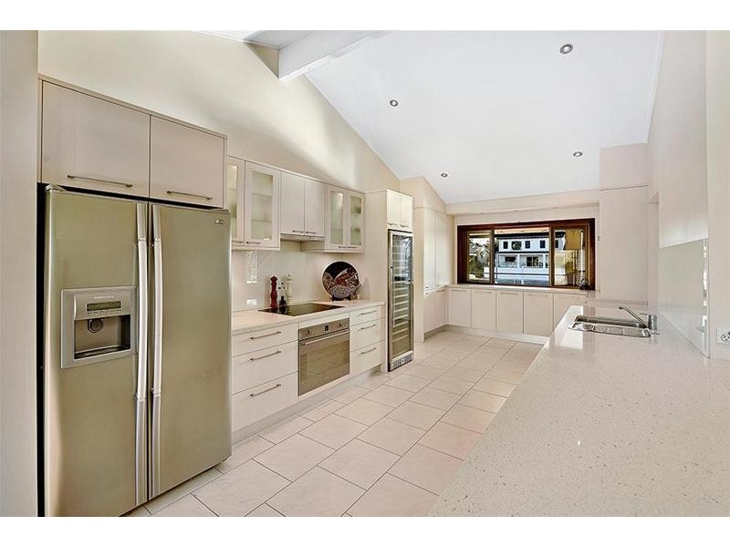 18 Buccaneer Court, Surfers Paradise QLD 4217