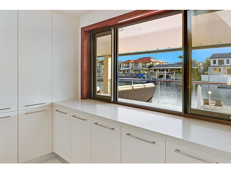 18 Buccaneer Court, Surfers Paradise QLD 4217