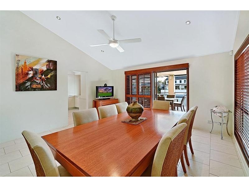 18 Buccaneer Court, Surfers Paradise QLD 4217