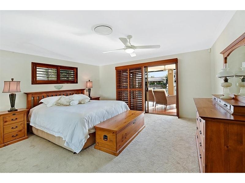 18 Buccaneer Court, Surfers Paradise QLD 4217