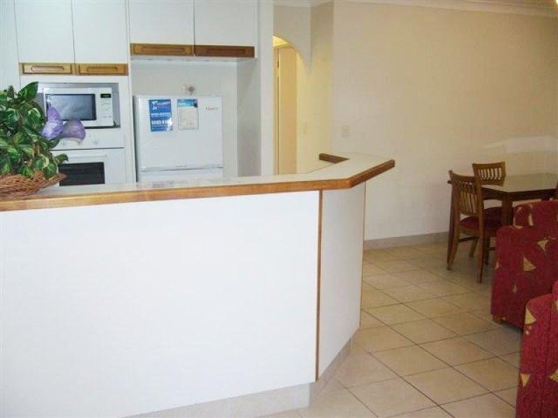 37 ‘Surfers Del Rey’ Peninsular Drive, Surfers Paradise QLD 4217