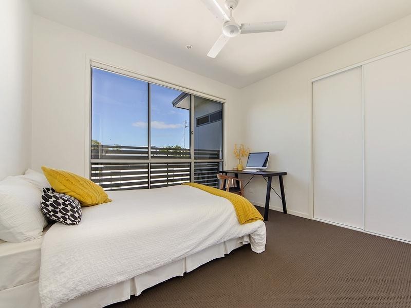 132 Eugaree Street, Southport QLD 4215