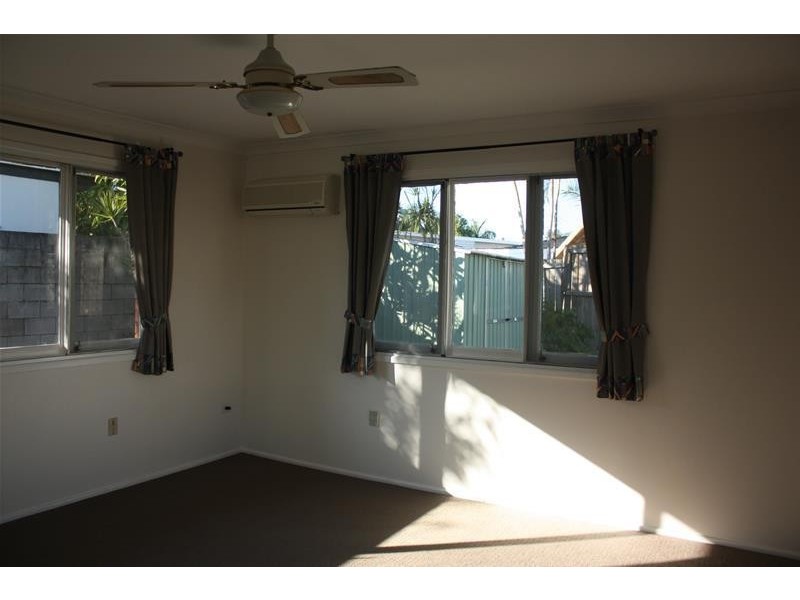 47 Savoy Drive, Broadbeach Waters QLD 4218