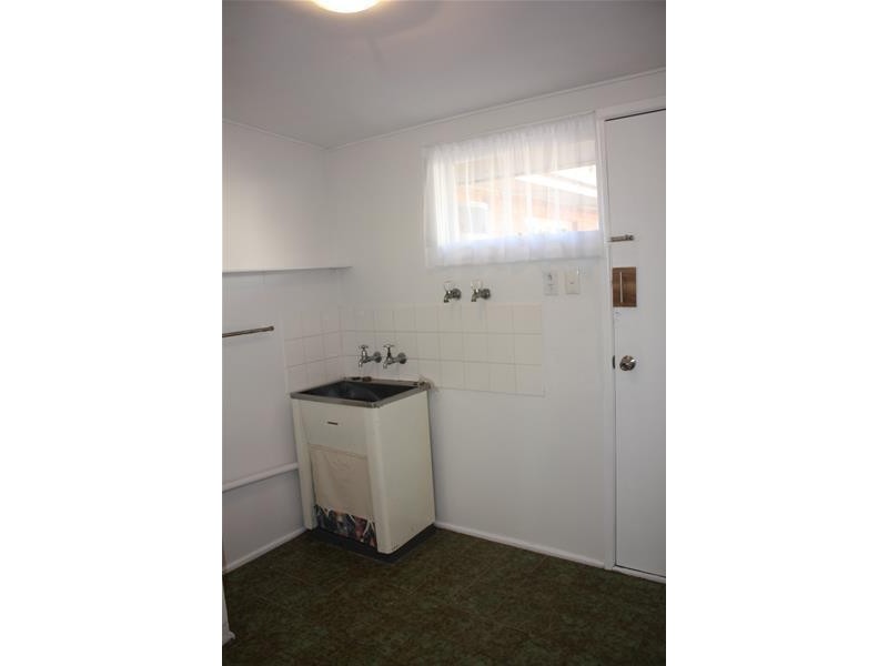 47 Savoy Drive, Broadbeach Waters QLD 4218