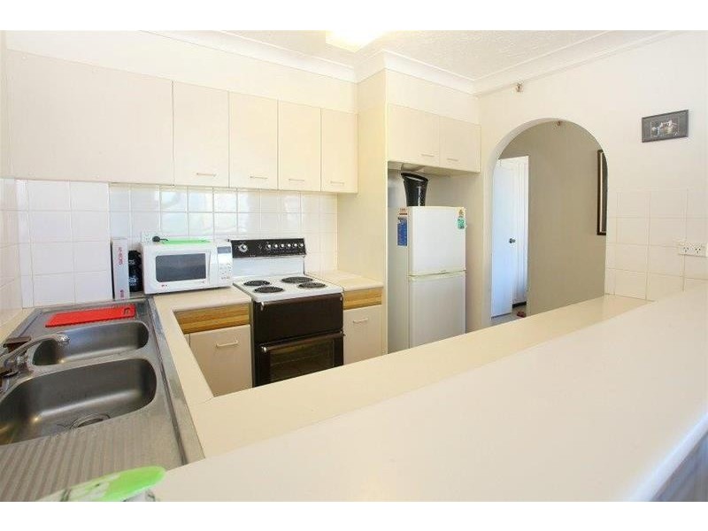 18 Hanlan Street “Beachcomber”, Surfers Paradise QLD 4217