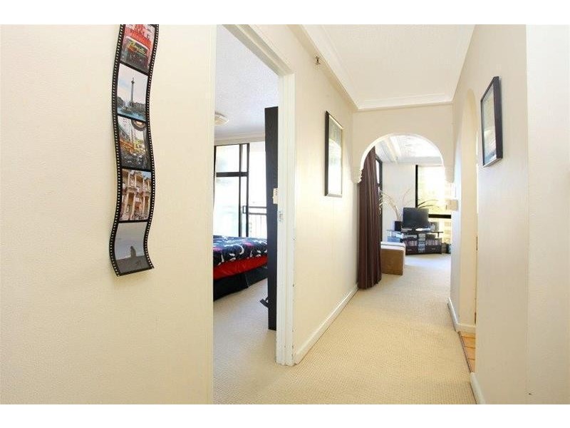 18 Hanlan Street “Beachcomber”, Surfers Paradise QLD 4217