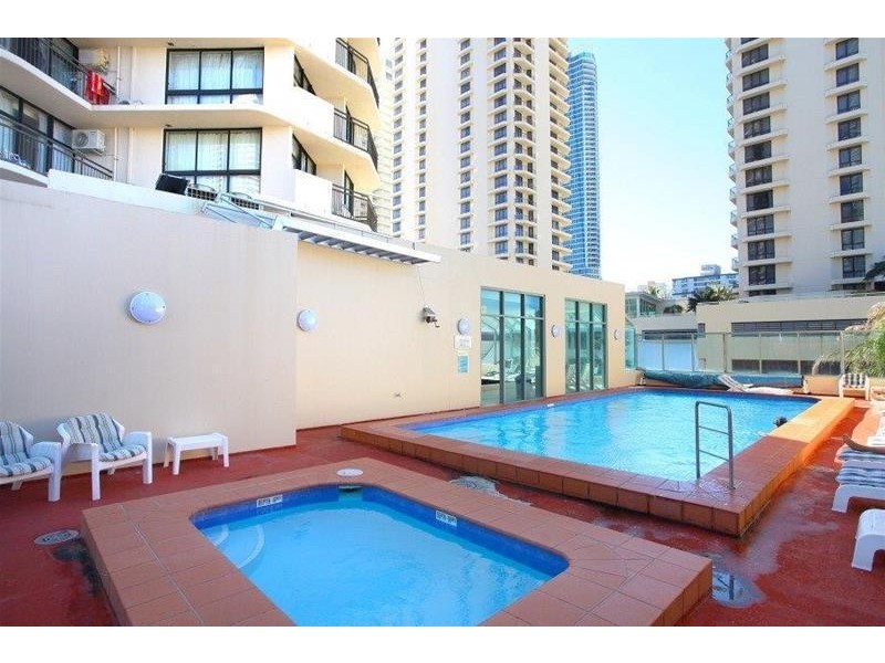 18 Hanlan Street “Beachcomber”, Surfers Paradise QLD 4217