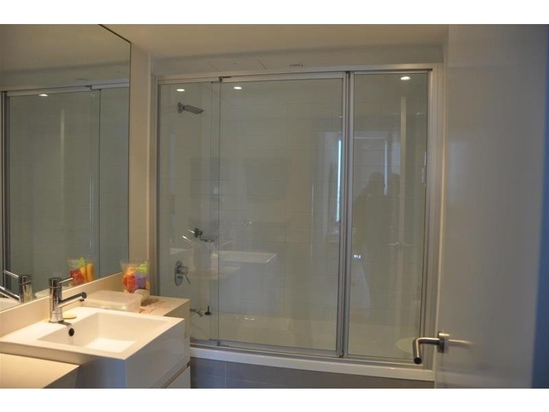 5 Lawson Street, Southport QLD 4215