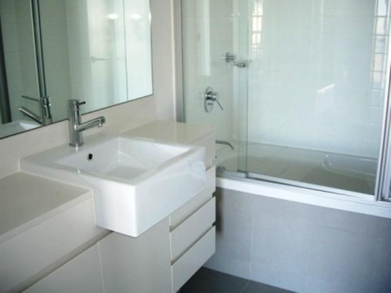 5 Lawson Street, Southport QLD 4215