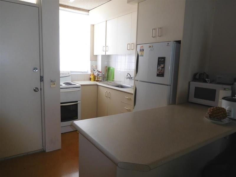 7 “Suntower” 64  The Esplanade, Surfers Paradise QLD 4217