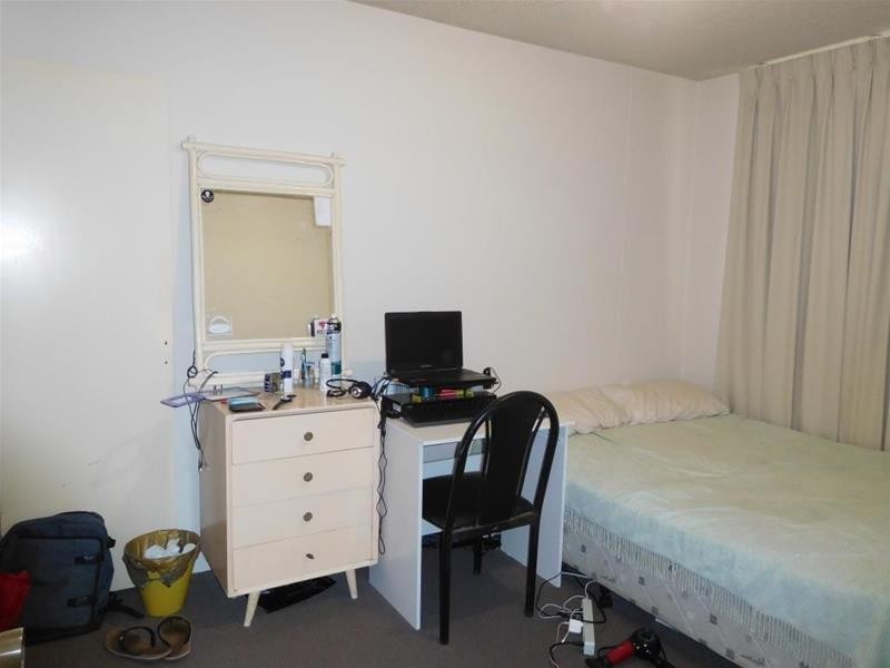 7 “Suntower” 64  The Esplanade, Surfers Paradise QLD 4217