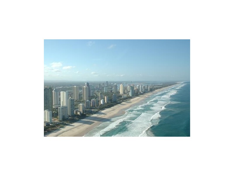 11 Leonard Avenue, Surfers Paradise QLD 4217