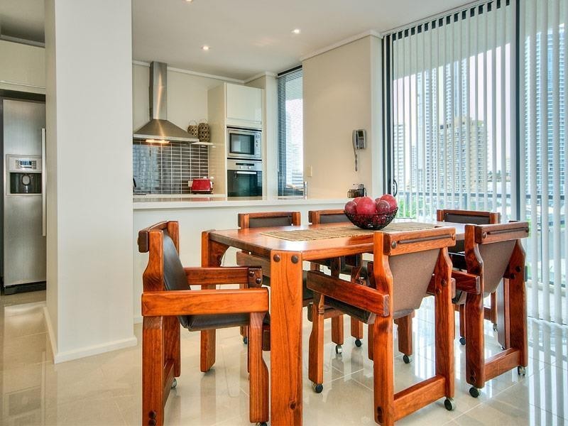 703/6 Tarcoola Crescent ‘Riva on Chevron’, Chevron Island QLD 4217