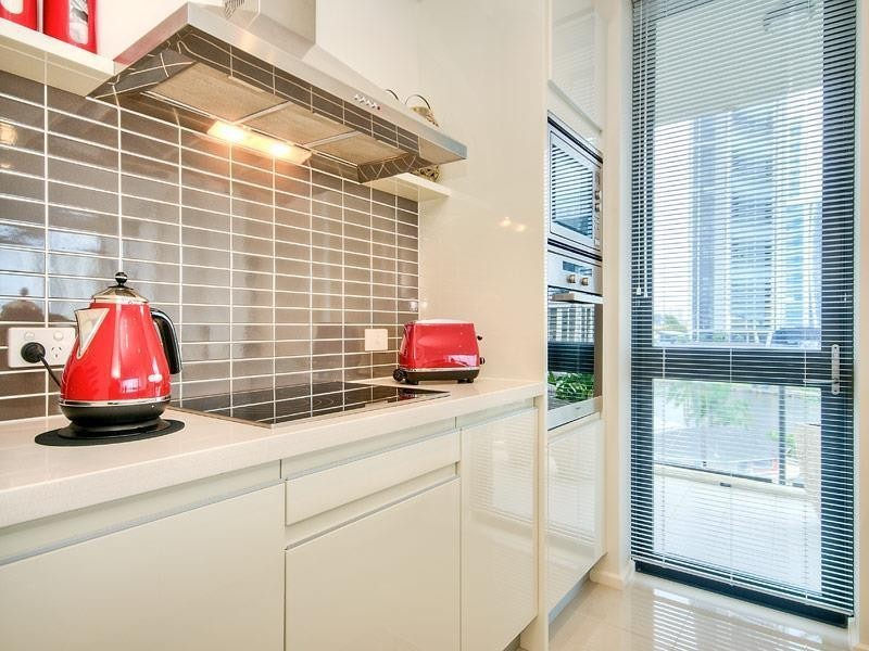 703/6 Tarcoola Crescent ‘Riva on Chevron’, Chevron Island QLD 4217