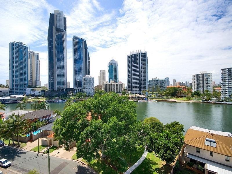 703/6 Tarcoola Crescent ‘Riva on Chevron’, Chevron Island QLD 4217