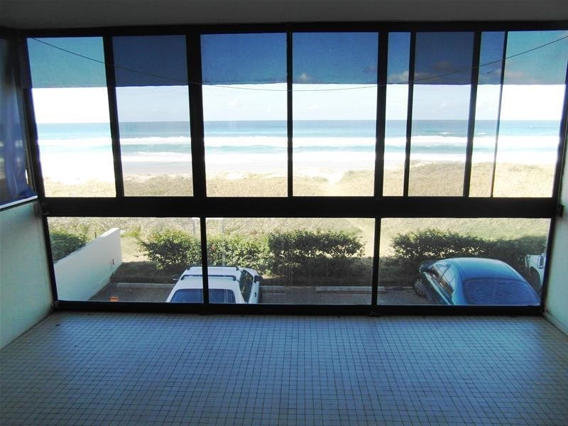 69 Garfield Terrace, Surfers Paradise QLD 4217