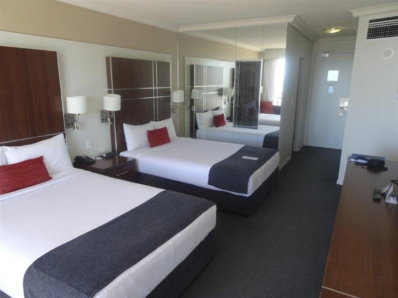 1821/3197 Surfers Paradise Boulevard, Surfers Paradise QLD 4217