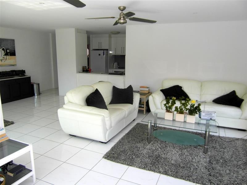 11 Paradise Island, Surfers Paradise QLD 4217