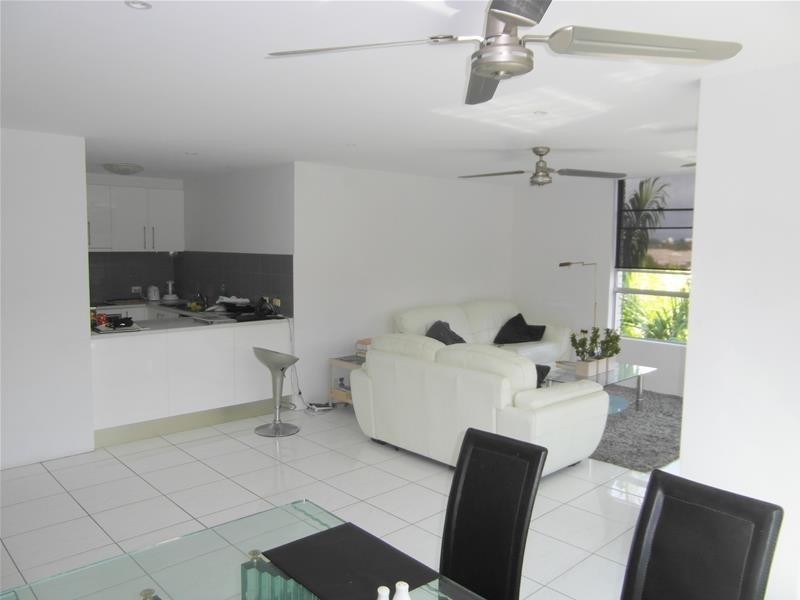 11 Paradise Island, Surfers Paradise QLD 4217