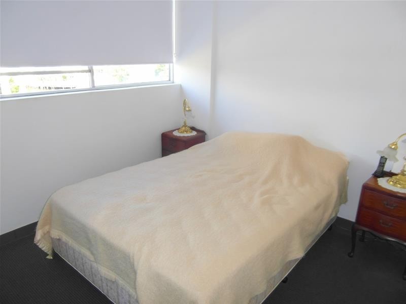 11 Paradise Island, Surfers Paradise QLD 4217