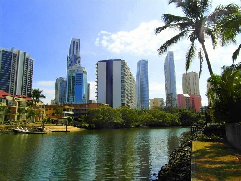 11 Paradise Island, Surfers Paradise QLD 4217