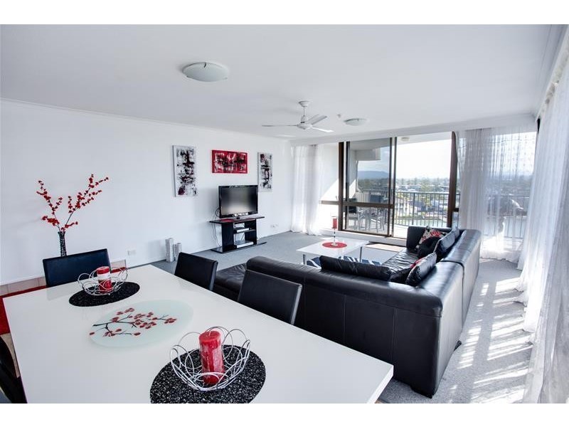 2940 Gold Coast Highway “Silverton”, Surfers Paradise QLD 4217