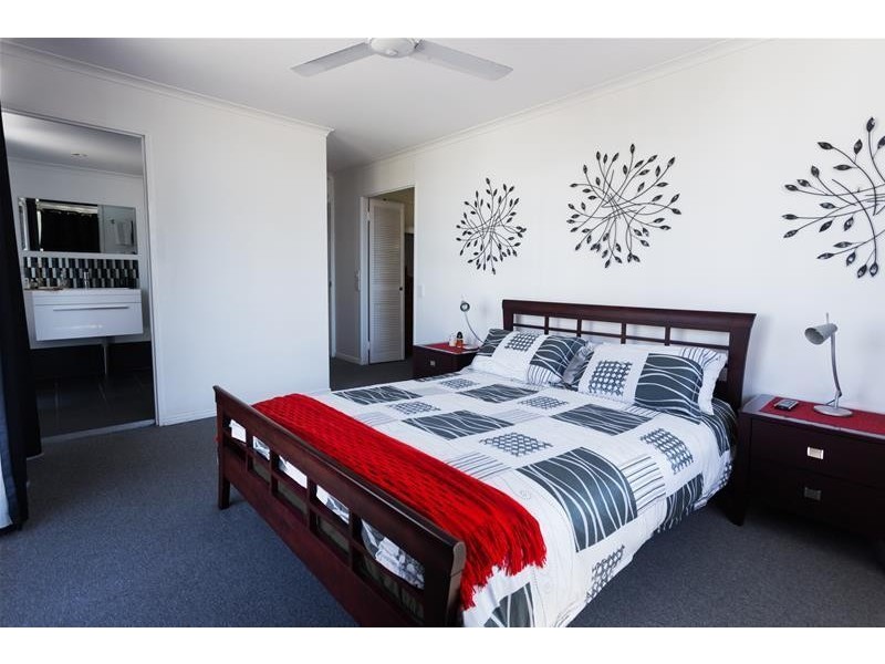 2940 Gold Coast Highway “Silverton”, Surfers Paradise QLD 4217